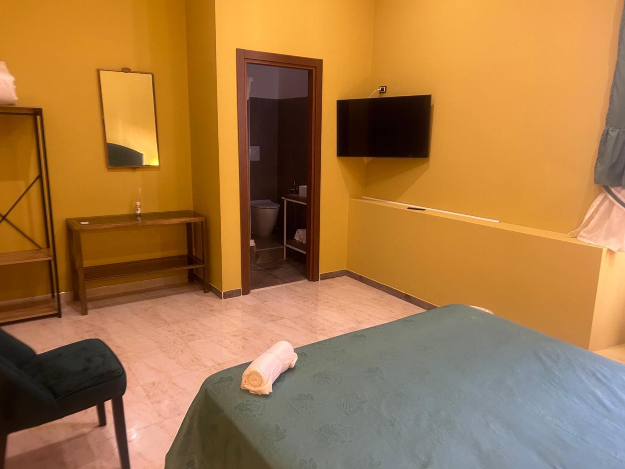 Hotel Venus Of Milo Napoli Esterno foto