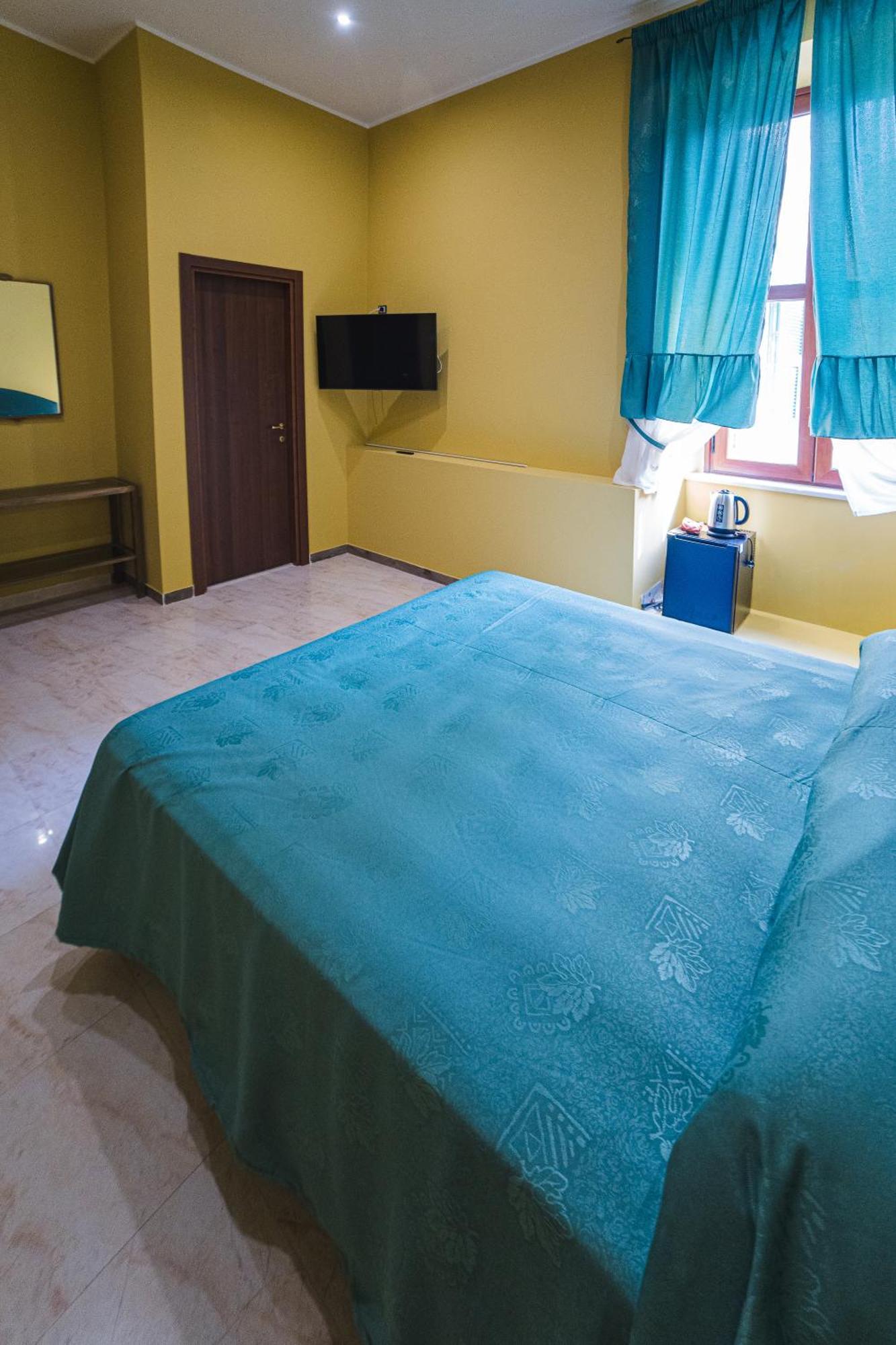 Hotel Venus Of Milo Napoli Esterno foto